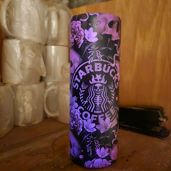 Custom made Glow In Dark Tumbler - Picture 1 of 6